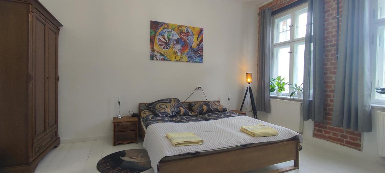 Liberation!! Apartment